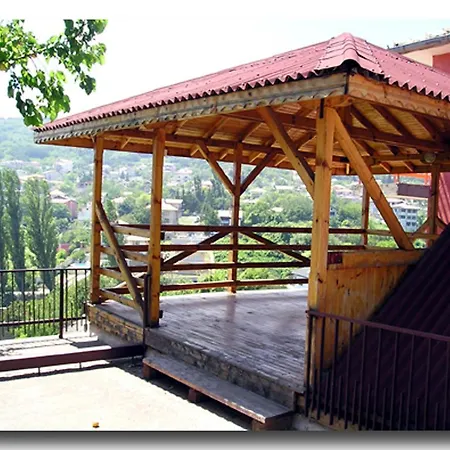 Πανσιόν Vila Dionis 3*